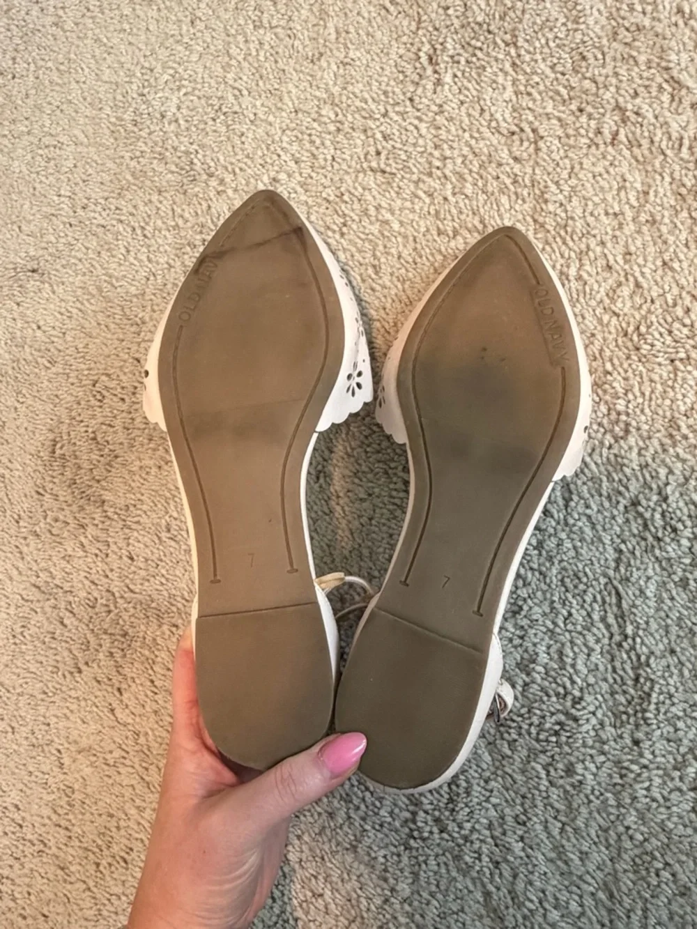 Old Navy Women's Pink Laser-Cut Scalloped Pointed Ankle-Strap Flats Size 7